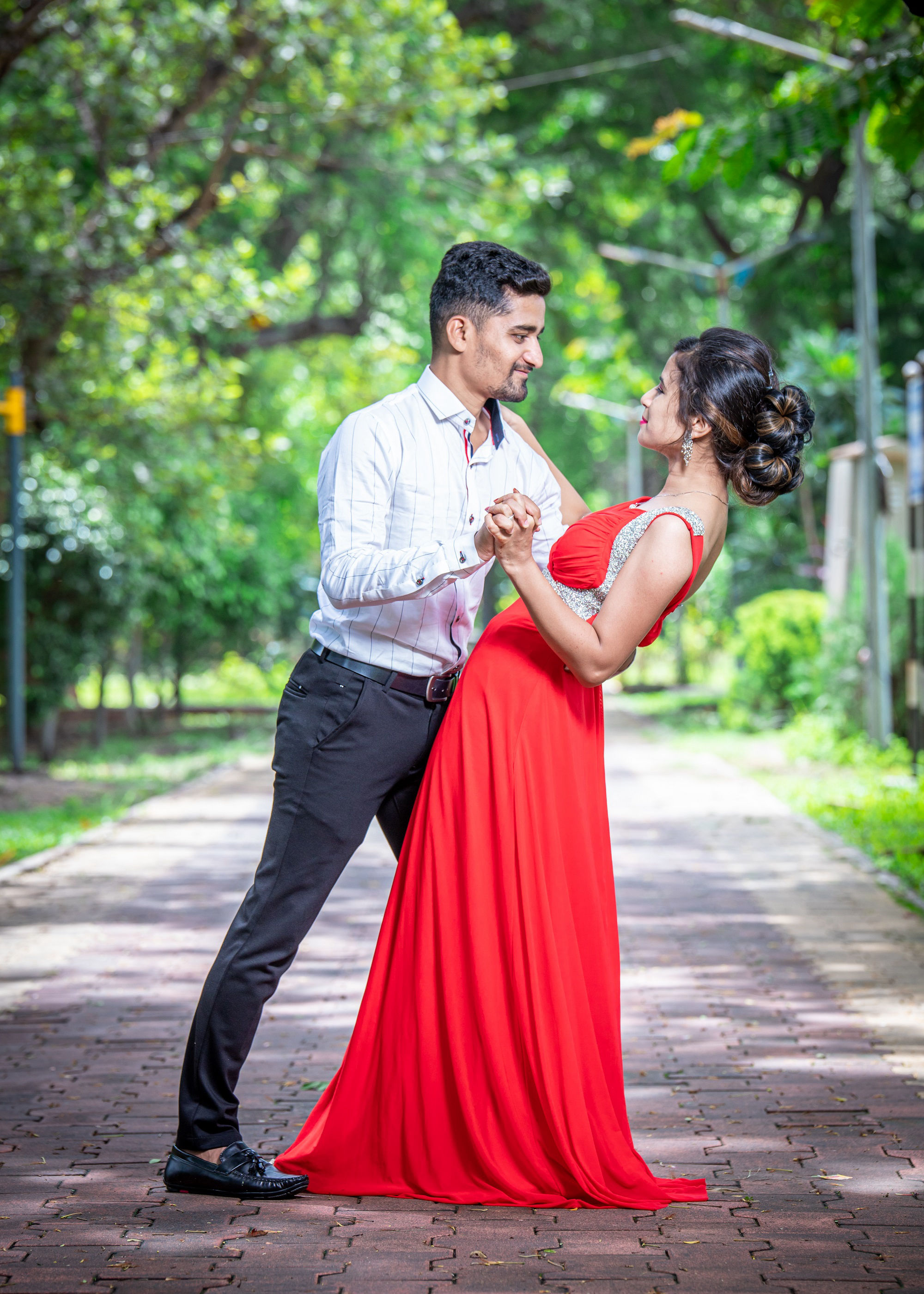 prewedding shoot stay in touch india photography